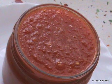 MERMELADA DE TOMATE CASERA  CON UN TOQUE DE  VAINILLA