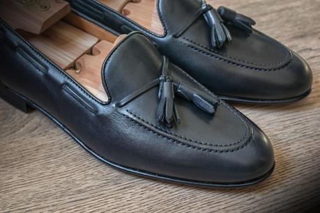 Review mocasines Tassel con cosido Blake en calf azul de Asthon & Allen.
