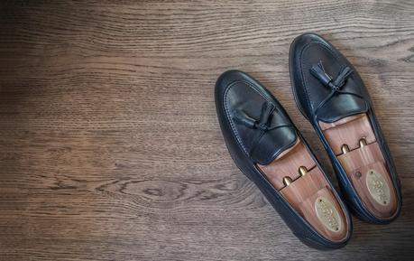 Review mocasines Tassel con cosido Blake en calf azul de Asthon & Allen.