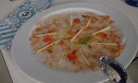 Platos de 3Nusos: Carpaccio de gambas rojas con aceite de trufa blanca