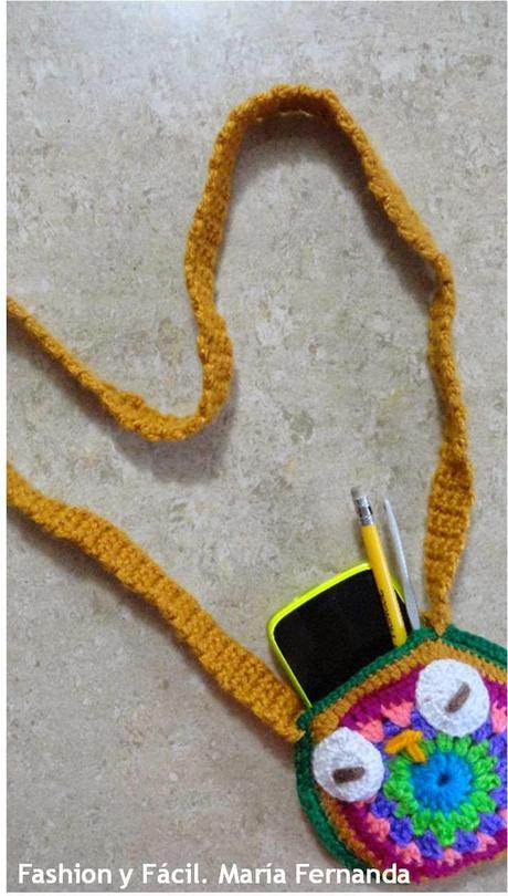 Cartera de buho tejida a crochet o ganchillo (Crocheted owl purse)