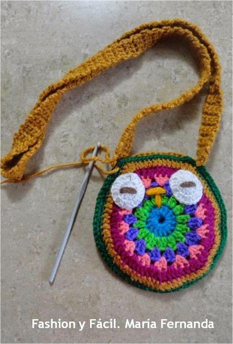 Cartera de buho tejida a crochet o ganchillo (Crocheted owl purse)