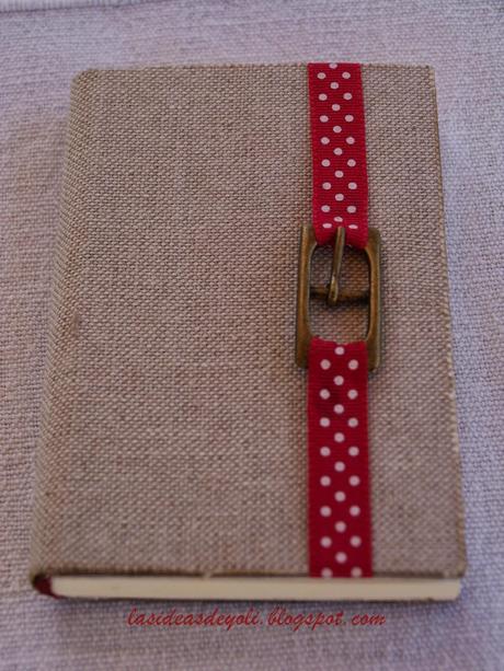 Cuaderno  para notas en color.