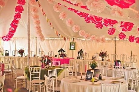 5 ideas para decorar tu boda con pompones de papel de seda