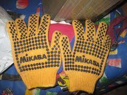 Guantes Mikasa