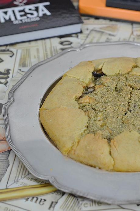 Galette de verduras y pollo con almendras a la hierbabuena