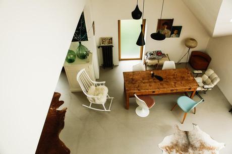 Un lienzo en tonos crudos