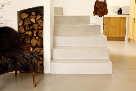 Un lienzo en tonos crudos