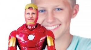 Hasbro te propone convertirte en Iron Man o el Capi, aunque en forma de figura Super Awesome Me
