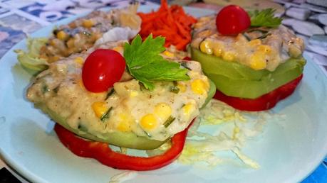 Chayotes rellenos de bechamel con maíz y carne vegetal Vegesan