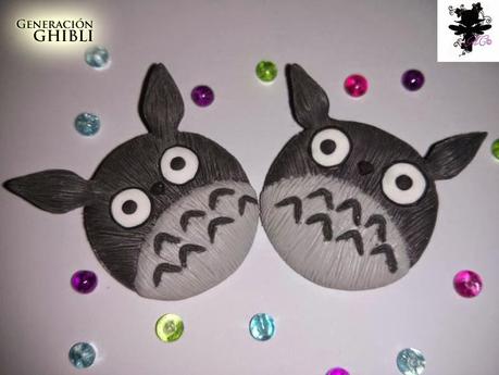 ¡Sorteamos una caja y tres broches artesanales de 'Mi vecino Totoro'!