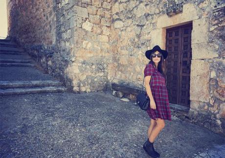 street style barbara crespo maderuelo segovia travels villages fashion blogger outfit blog de moda