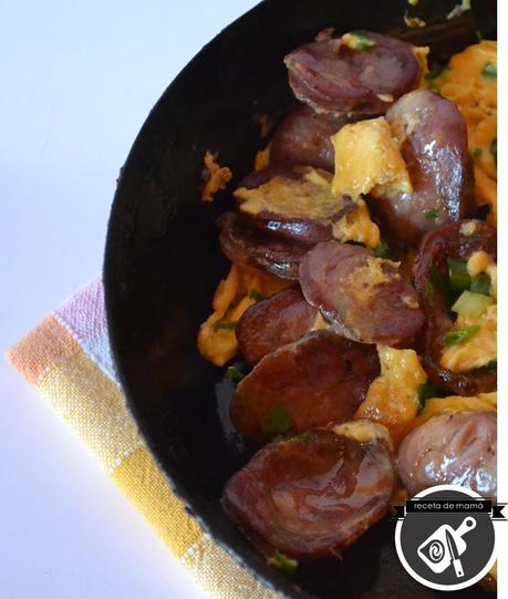 Revuelto de chorizos