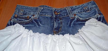 DIY: RUMS ESPAÑA 31# Reciclando falda/actualizando fondo de armario...