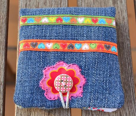 DIY: Porta tampones y compresas tejano/denim....