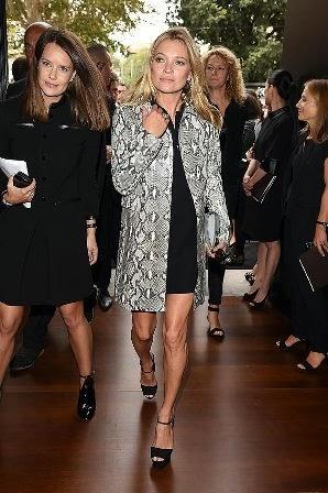 Kate Moss y Charlotte Casiraghi dos iconos de estilo en el desfile de Gucci