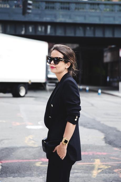 The High Line Purificación_García-Suit-NYFW-Street_Style-Sneakers_Bershka-Outfit-Collage_Vintage-30