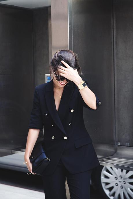 The High Line Purificación_García-Suit-NYFW-Street_Style-Sneakers_Bershka-Outfit-Collage_Vintage-36