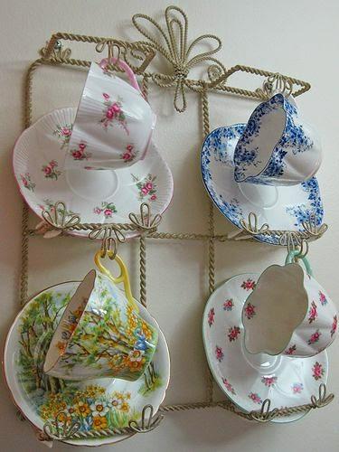 Un cuelgatazas muy shabby