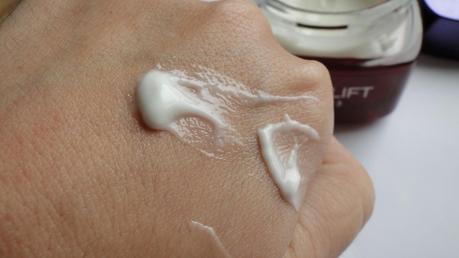 La mascarilla crema de Revitalift.