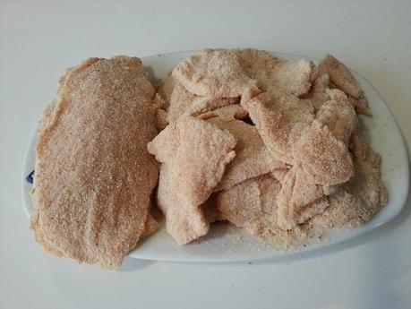 FILETES DE POLLO EMPANADOS