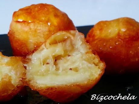 BUÑUELOS DE PLÁTANO CON MIEL