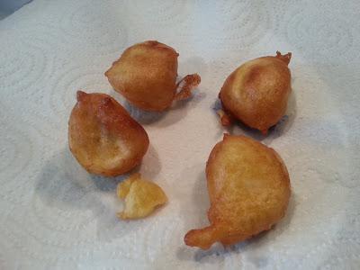 BUÑUELOS DE PLÁTANO CON MIEL