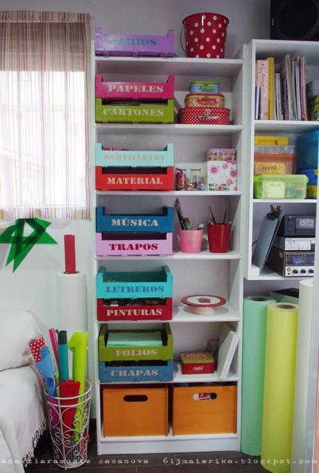 ideas para reciclar cajas estilo nórdico escandinavo diy deco diy cajas DIY   Organizar con cajas de fruta recicladas cajas de madera de colores bricolaje en casa blog decoracion interiores 