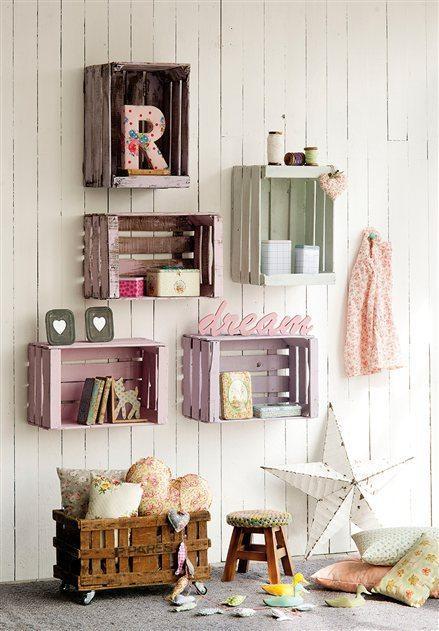 ideas para reciclar cajas estilo nórdico escandinavo diy deco diy cajas DIY   Organizar con cajas de fruta recicladas cajas de madera de colores bricolaje en casa blog decoracion interiores 