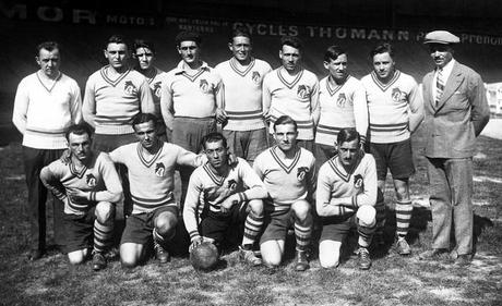Primer equipo del F.C. Sochaux en 1930 f.c. sochaux F.C. Sochaux, el equipo de la Peugeot  primerequiposochaux