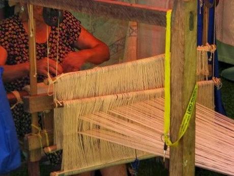 El tejido Aó Poí. Yataity del Guairá. Paraguay