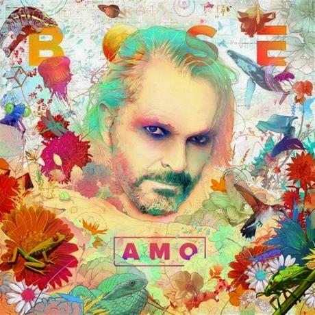 Miguel Bosé publica el primer single de AMO, 'Encanto'