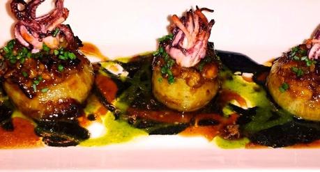 Dos más uno, Gijón, Asturias