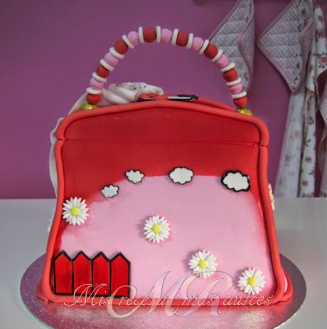 TARTA BOLSO HELLO KITTY