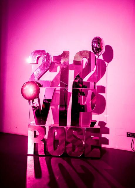 Talento y glamour en la presentación de 212 VIP ROSÉ, la nueva fragancia de Carolina Herrera