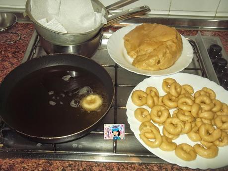 MIS ROSCOS TIERNOS EMPAPADOS EN ALMÍBAR DE ANÍS