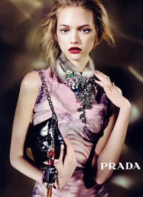 Prada Spring 2015 RTW y el regreso de Gemma Ward a las pasarelas