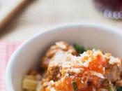 Tagliatelle albóndigas salsa tomate