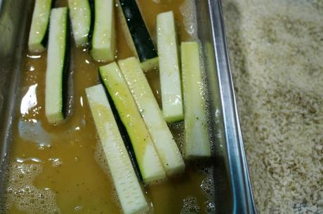 Para picar: Crujientes de calabacín con parmesano