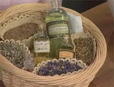 Consejos  para organizar artículos de cuidado personal y de belleza