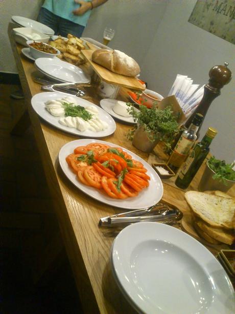 S. HA ESTADO ALLI: CONOCIENDO LA NUEVA IMAGEN DE VIPS Y GINOS ZARAGOZA & TALLER DE COCINA