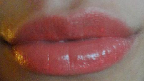 Labial Revlon 825 Lovers Coral