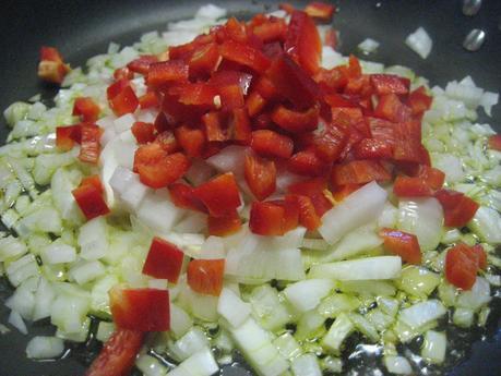 ARROZ CON COSTILLA DE CERDO Y CAMAGROCS