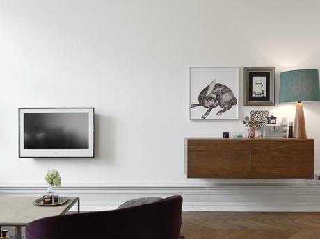 suelo de madera de roble en espiga sillas ant madera de nogal estilo nórdico escandinavo encimera de marmol cocina Elegante y cálido suelo de madera dormitorio cama en altillo cocina moderna mint cocina moderna azul blog decoracion interiores 