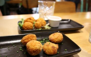 Le Coco: restaurante, café, tartas y copas en Chueca