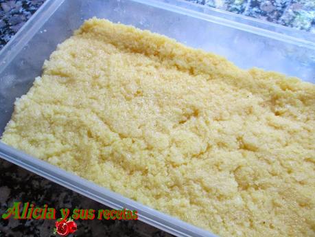 DADOS DE POLENTA FRITA EN ENSALADA