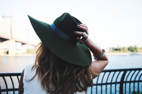 Manhattan-Lack_Of_Color_Hat-Vintage_Dress-NYC-Street_Style-Outfit-2