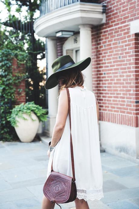 Manhattan-Lack_Of_Color_Hat-Vintage_Dress-NYC-Street_Style-Outfit-40