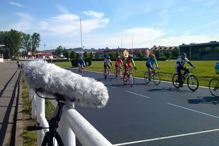 Imagen de la sesión en el velódromo de “Las mestas” en Gijón. Imágenes: Juanjo Palacios Imagen de la sesión en el velódromo de “Las mestas” en Gijón. Imágenes: Juanjo Palacios