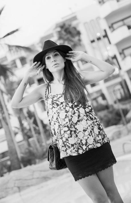 street style barbara crespo altea pool hotel travels sendra boots fashion blogger outfit blog de moda street style barbara crespo altea pool hotel travels sendra boots fashion blogger outfit blog de moda